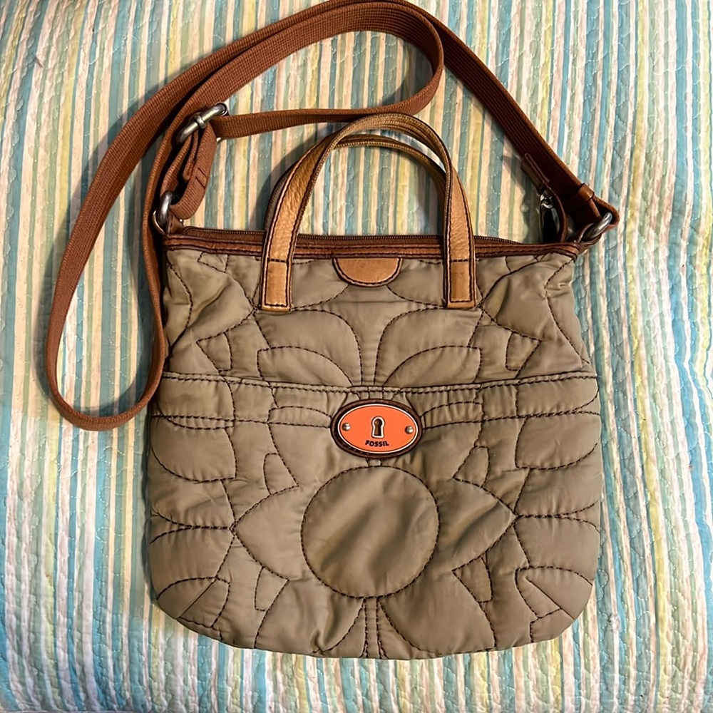 Fossil Key-per Crossbody